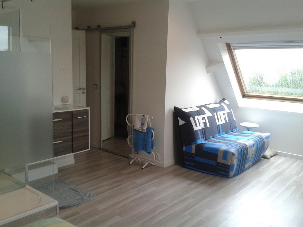 Chambres D'Hotes Poirier Bazin Montry Oda fotoğraf