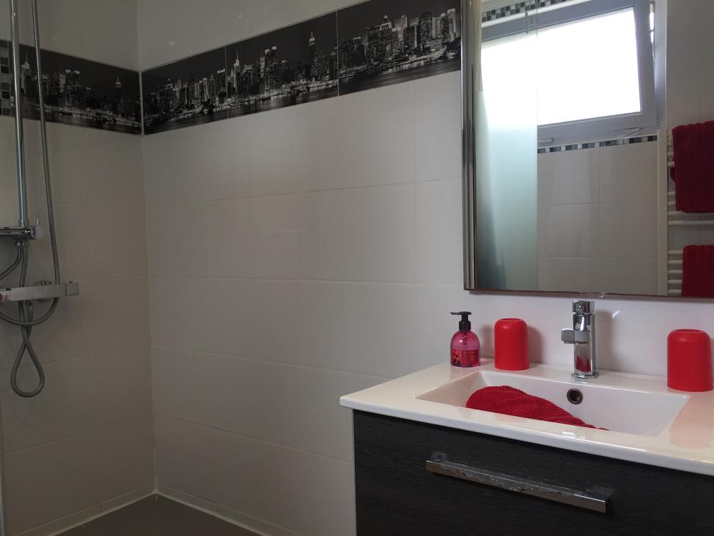 Chambres D'Hotes Poirier Bazin Montry Dış mekan fotoğraf