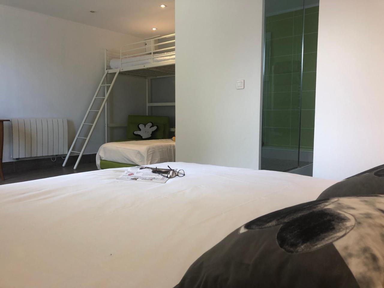 Chambres D'Hotes Poirier Bazin Montry Dış mekan fotoğraf